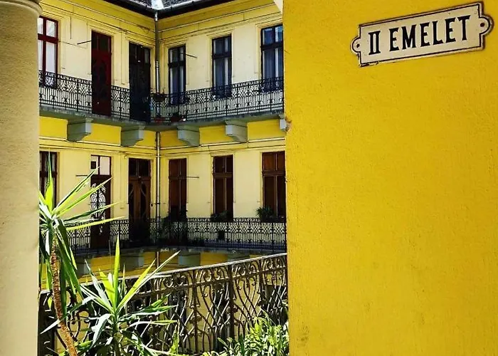 Апартаменты The Spot With Chair - Cozy Space Near Danube