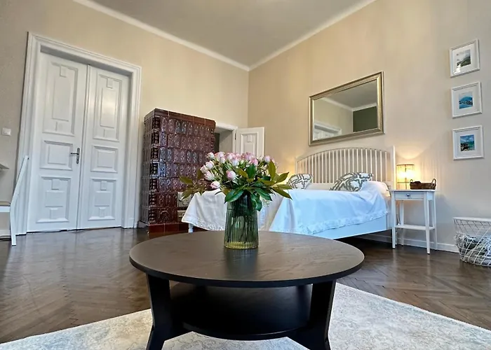 The Spot With Chair - Cozy Space Near Danube Будапешт
