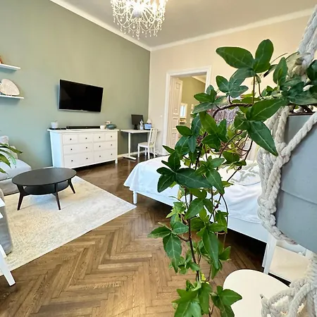 아파트 The Spot With Chair - Cozy Space Near Danube 부다페스트
